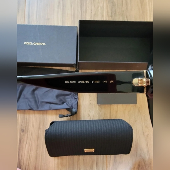 New Dolce&Gabbana DG4319 501/8G 51-22 140mm Cat Eye Sunglasses - Picture 5 of 6